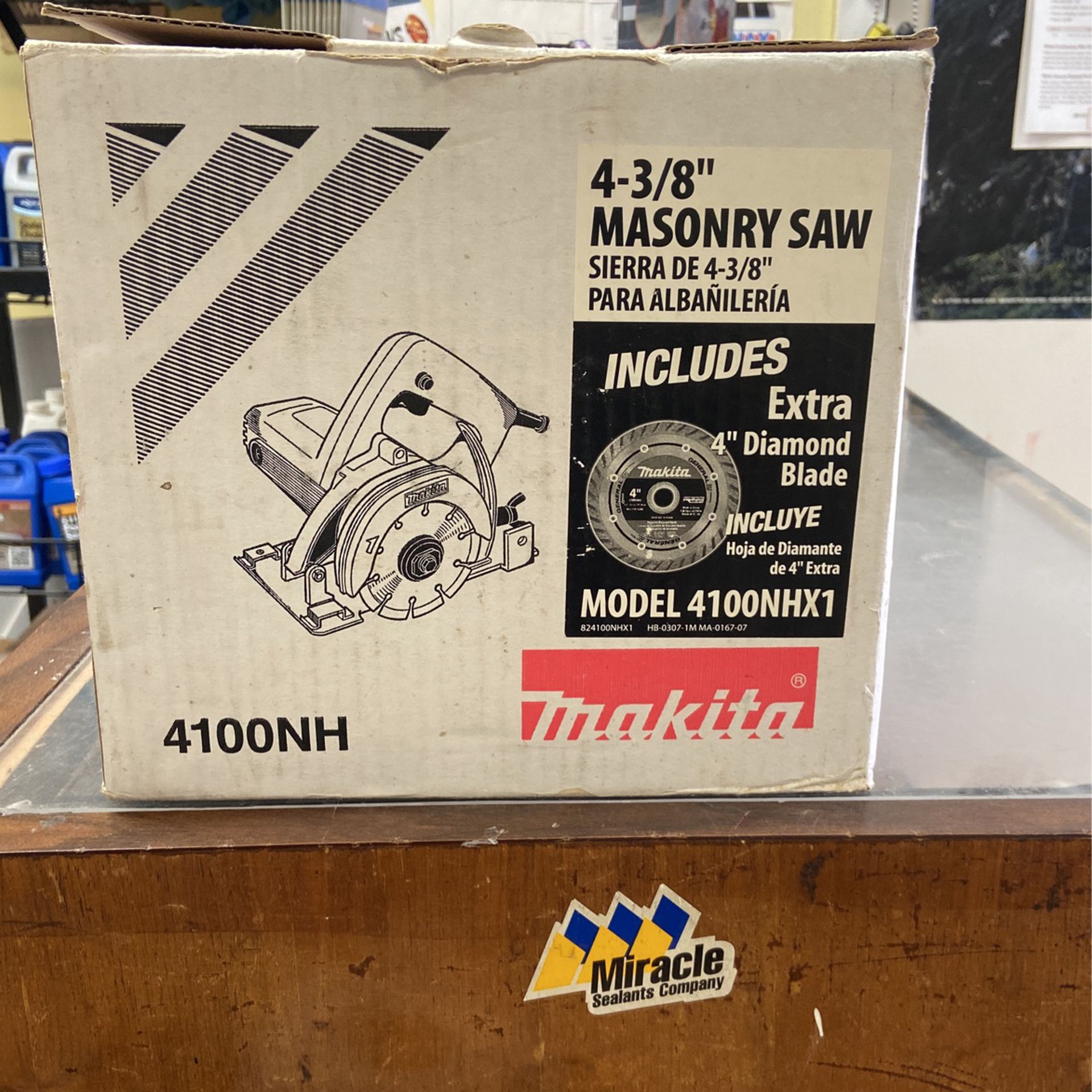 Makita 4100NH Masonry Saw for Sale in Merrick, NY OfferUp