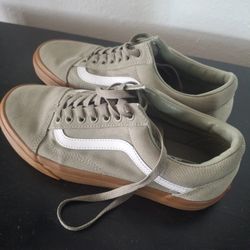 Nuevos Size 7 De Honbre 8.5 De Mujer 