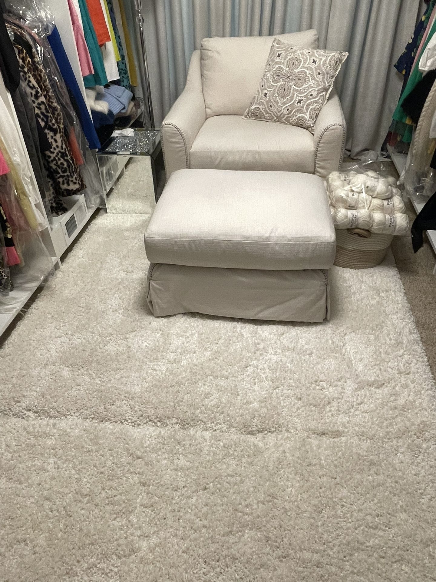 HUGE DISCOUNT! Nearly New Comfy Arm Chair w/ Ottoman - Cream