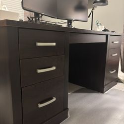 Office Desk And Chair