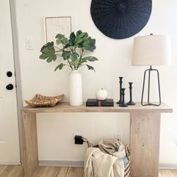 Console Table 
