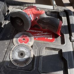 Milwaukee M12 Mini Grinder 