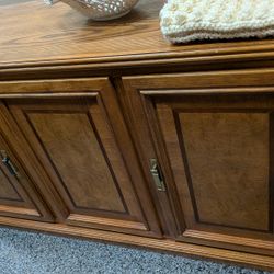 Vintage Sideboard. Beautiful. Only $30 City Of Orange 🍊