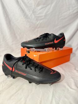 Nike Phantom GT Academy football boots
