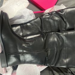Black Fall Boots