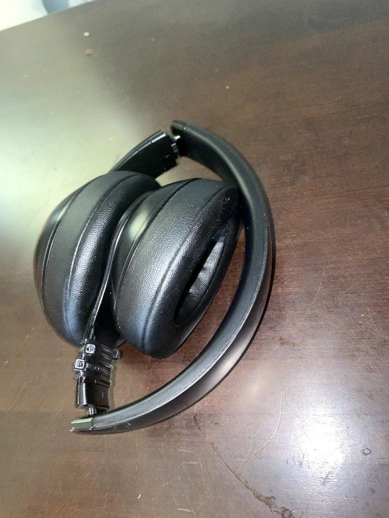 Beats Studio3 Wireless Bluetooth Headphones