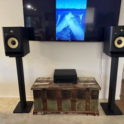 KRK Rokit 5 Studio Monitors (Pair) + Black Speaker Stands – Bundle