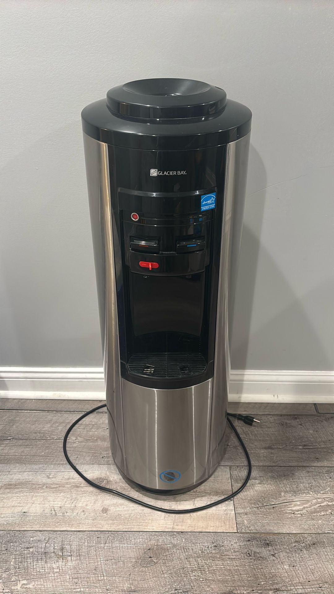 Water Dispenser