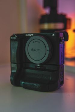 Sony A6400