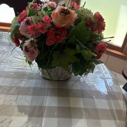 Silk flowers basket