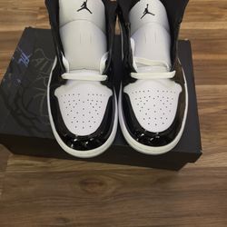 Jordan 1 Low Concord