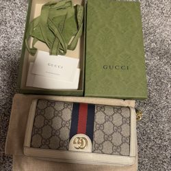 Gucci Long Zipper Wallet