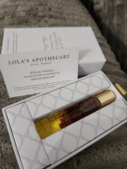 Lola's Apothecary Delixe Roll On Massage Oil