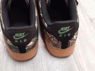 Nike Air Force 1 07 LV8 Realtree for Sale in Oakland FL -