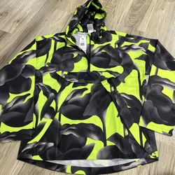 Adidas City Escape Windbreaker Men's Size LARGE Authentic New 