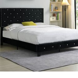 Brand New Black King Size Bed Frame With New Mattress/Fast Delivery