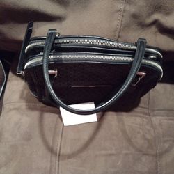 Like New Signature Coach Handbag