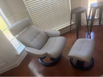 New Oslo Leather Recliner & Ottoman