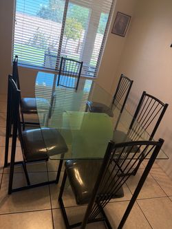 Glass Dining Table with chairs- Copenhagen
