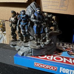 Noble Team statue included in the Halo: Reach Legendary Edition