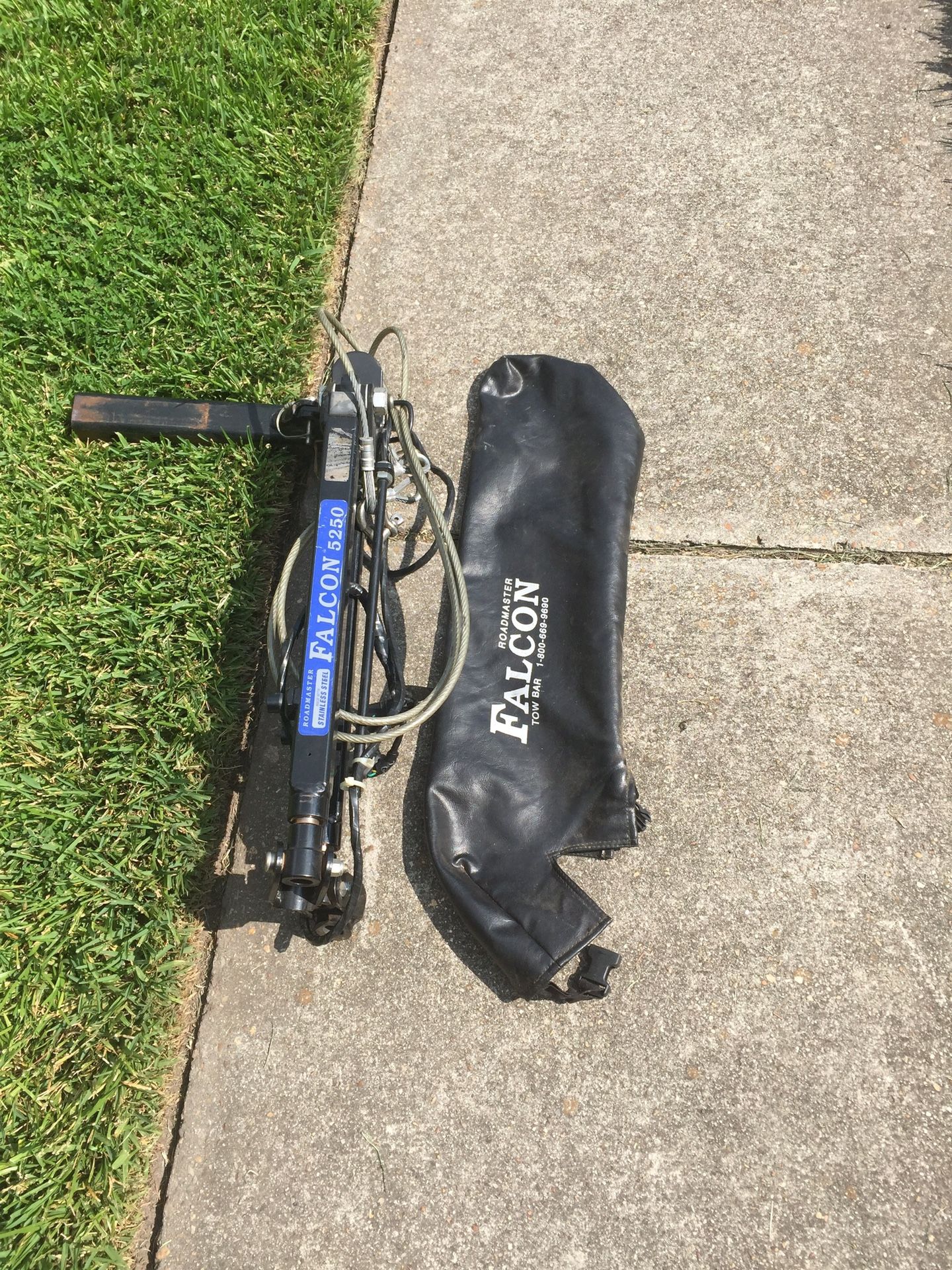 Roadmaster Falcon 5250 Tow Bar