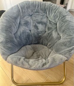 Comfortable Cozy Chair