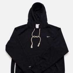 Nike Standard Issue Dri-FIT Hoodie – Black – Men’s Medium