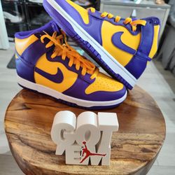 New Size 8.5 Men's Nike Dunk Retro High Lakers Court Purple for Sale in  Miami, FL - OfferUp