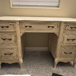 French Provincial Desk – Priced to Sell