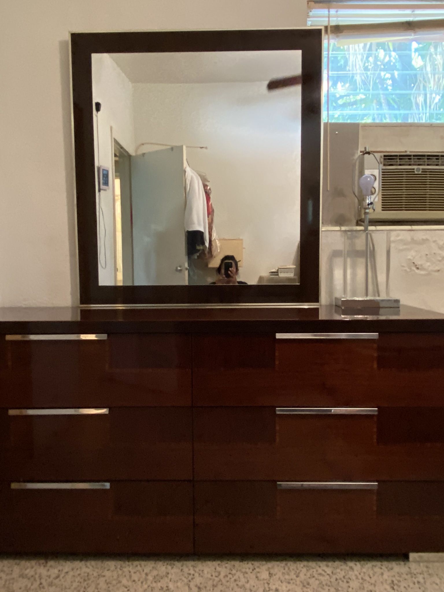 **RE-REDUCED PRICE**Queen Bedroom Set $950 reduced from $1200