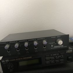 samson q5 headphone amplifier/ se 50 stereo effects processor