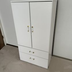 WHITE DRESSER