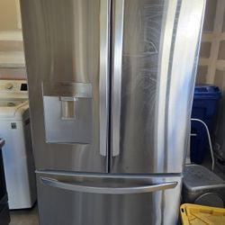 LG 29 cu/ft French Door Fridge