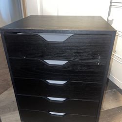 black wood dresser cabnit