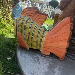 Peces Grandes De Cemento 