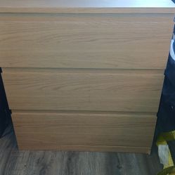SMALL 3 DRAWER WOOD DRESSER