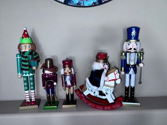 Set of 5 Assorted Christmas Nutcrackers selling only as a set