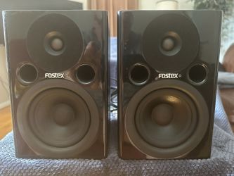 Speakers 2 Fostex