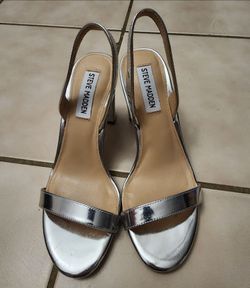 Steve Madden asilver Heels