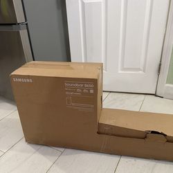 Samsung Soundbar w Wireless Subwoofer b650
