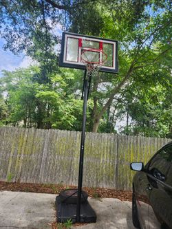 Basketball hoop