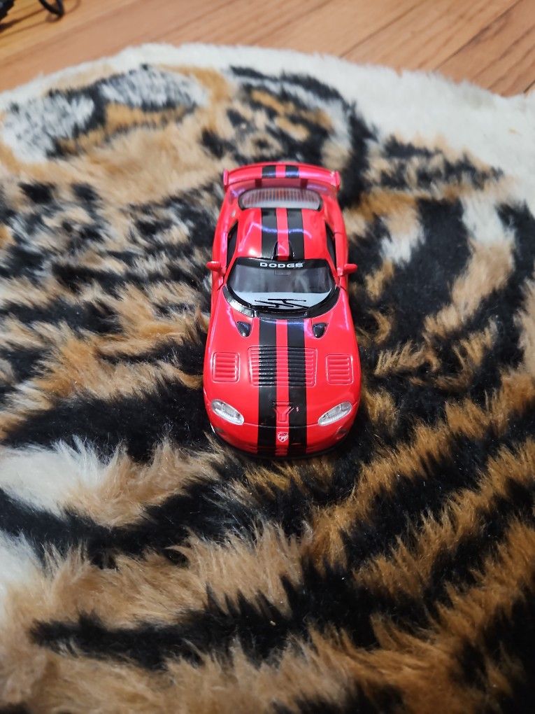 13cm Kinsmart Dodge Viper GTS-R Diecast Model Toy Car 1:36 Red