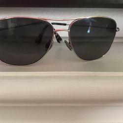 Maui  Jim Sun Glasses 