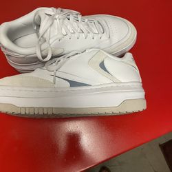 Reeboks- Platform Classic