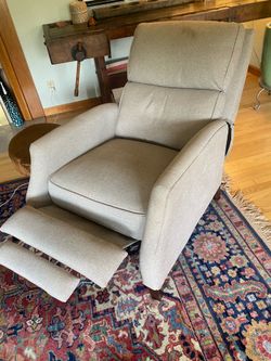 FREE recliner pending pickup