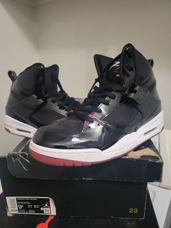 Jordan flight 45 size 9.5