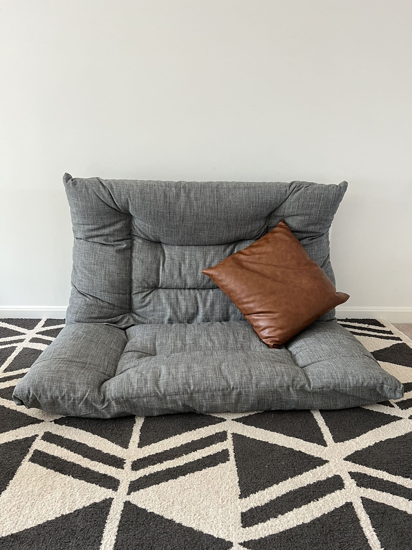 Adjustable Grey Floor Sofa Chair With Leather Pillow