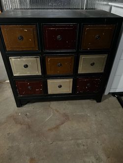 Dresser