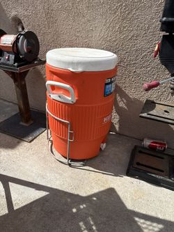 5 Gallon Water Cooler 