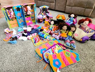 Huge Vintage Groovy Girls Doll Lot – Dolls, Car, Closet, Furniture & Tons of Accessories
